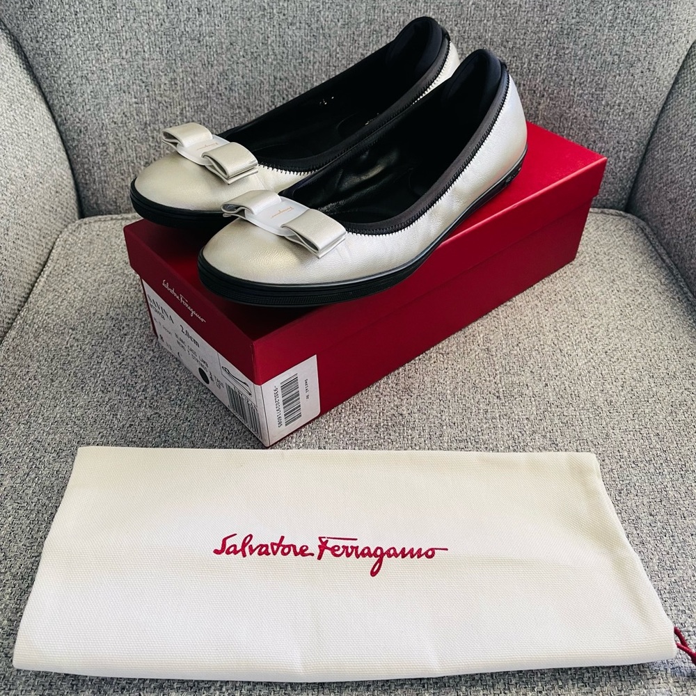 Salvatore Ferragamo Savina Flats